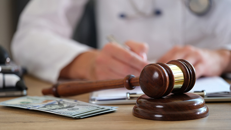 AV新法(AV出演被害防止・救済法)のポイント